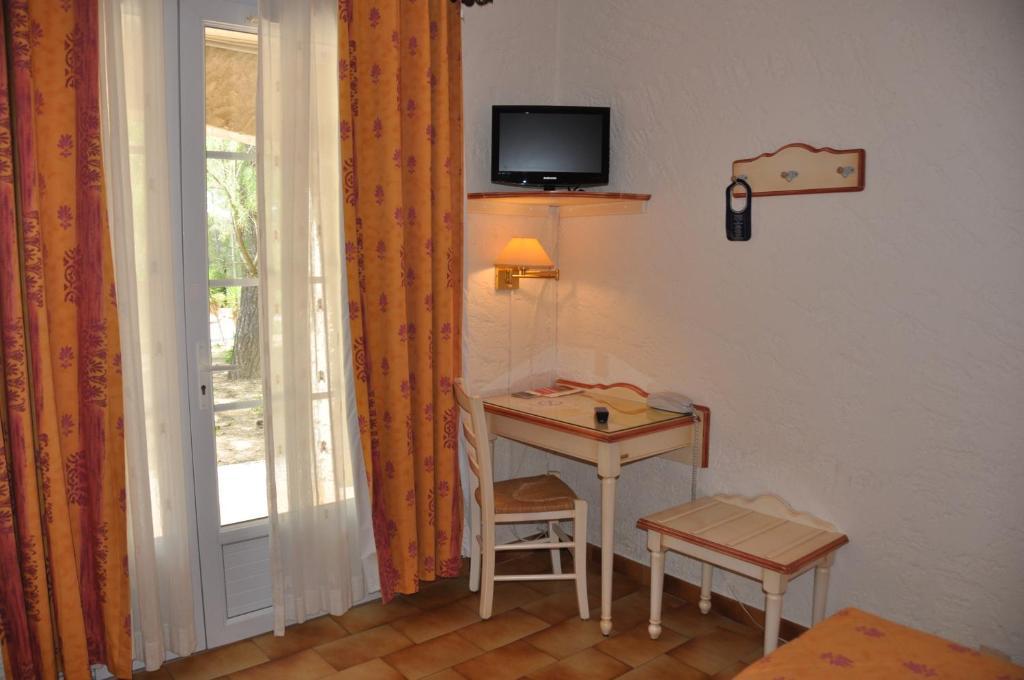 Hotel La Cigaliere Le Beausset Pokój zdjęcie